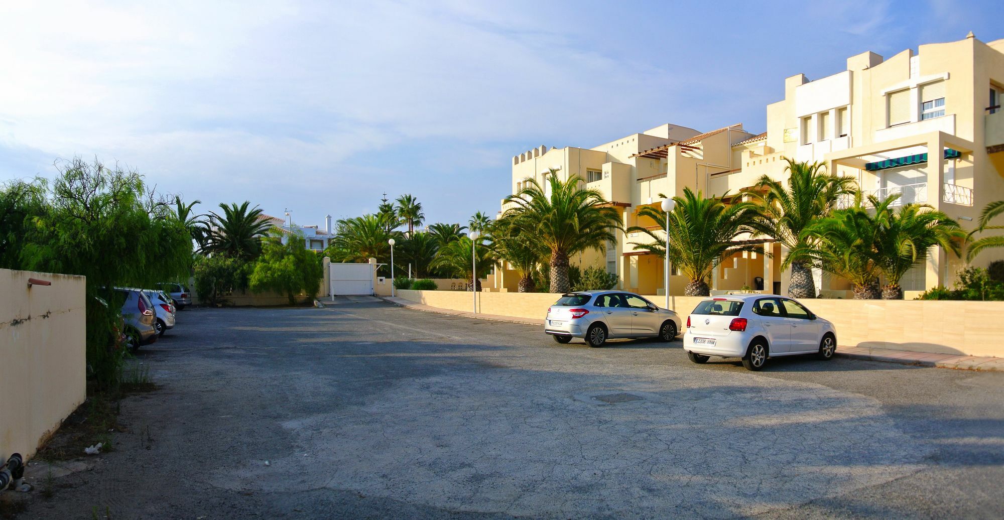 Apartamentos Moguima Roquetas de Mar Exterior foto
