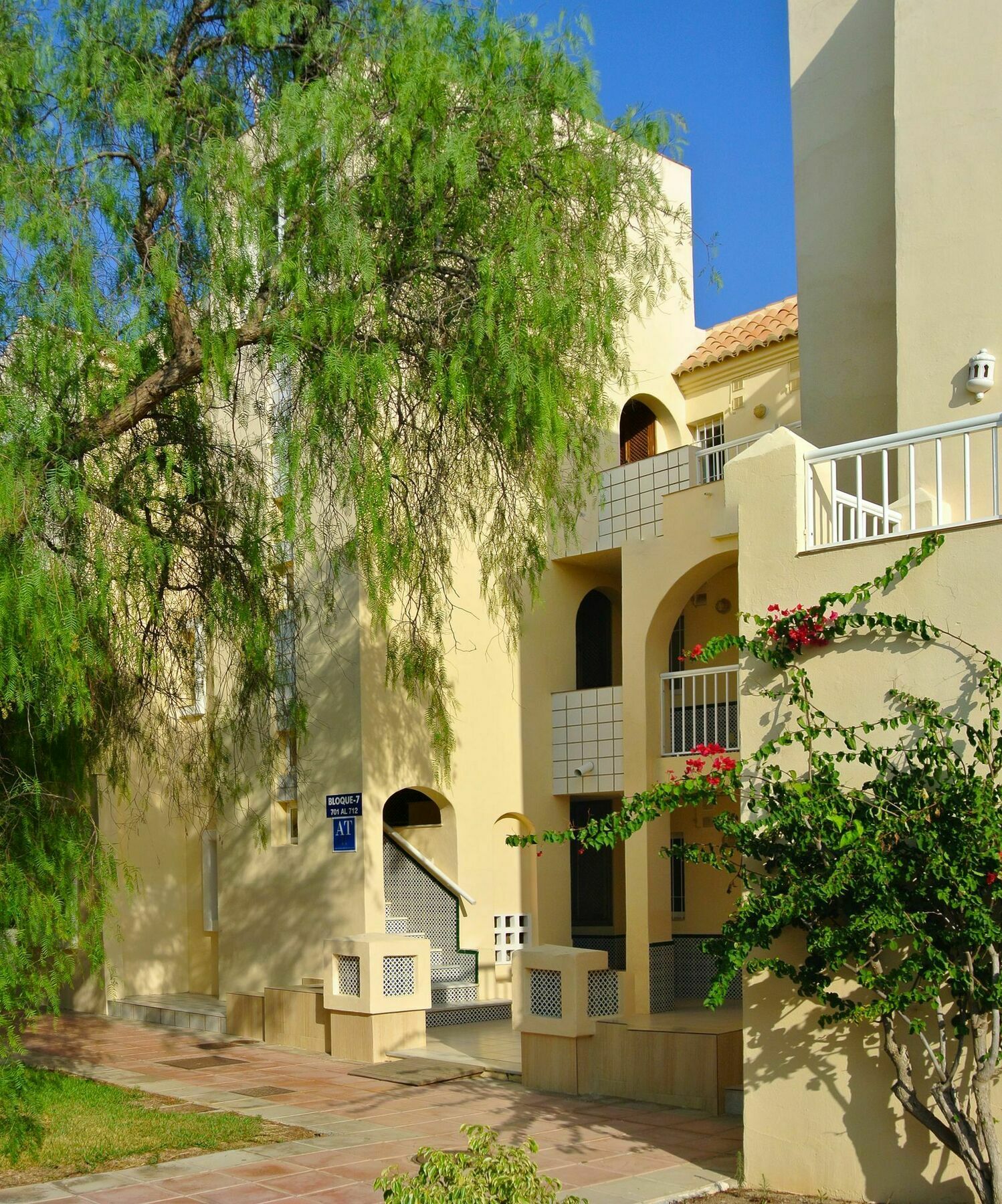 Apartamentos Moguima Roquetas de Mar Exterior foto